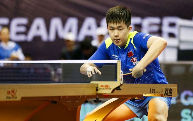 在足球这个 在足球这个