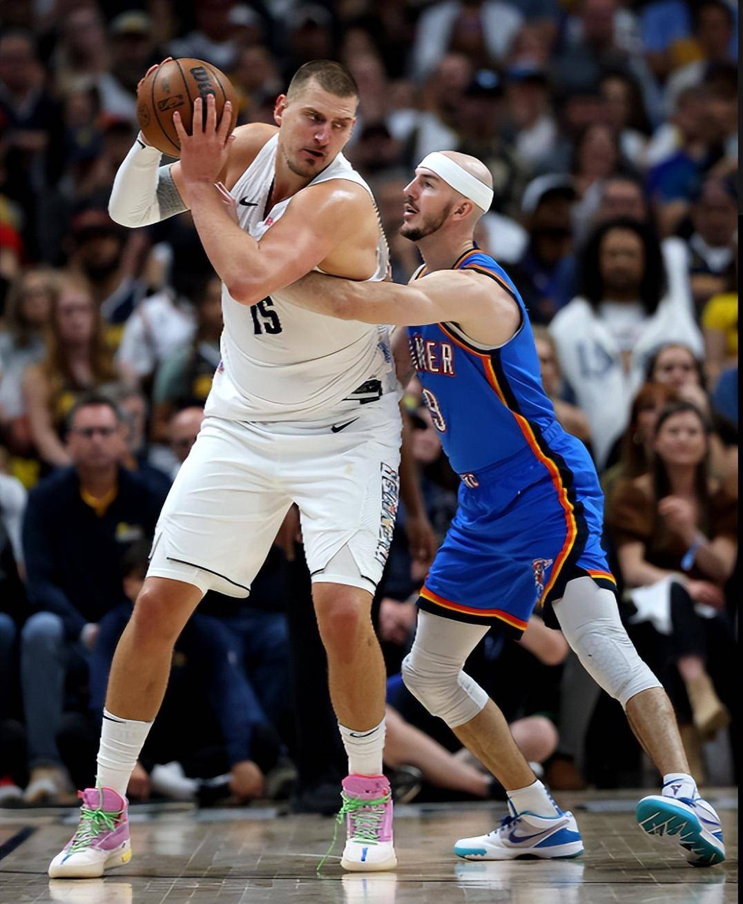 保持在他们 保持在他们