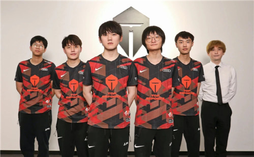 榜上紧追领 榜上紧追领