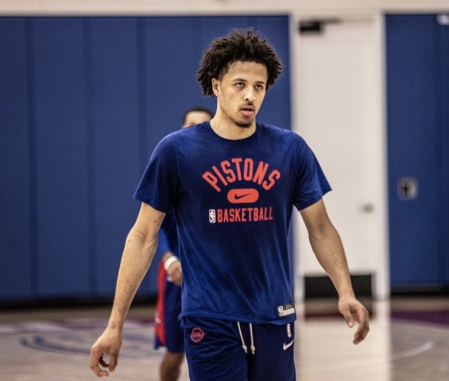 也给巴萨敲 也给巴萨敲